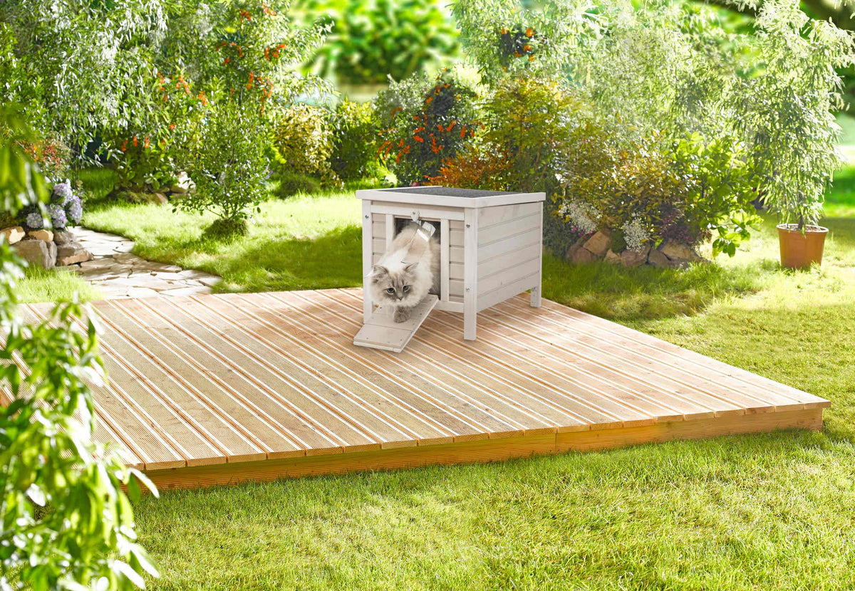 Weatherproof Cat House with Raised Floor and Asphalt Roof Z48949